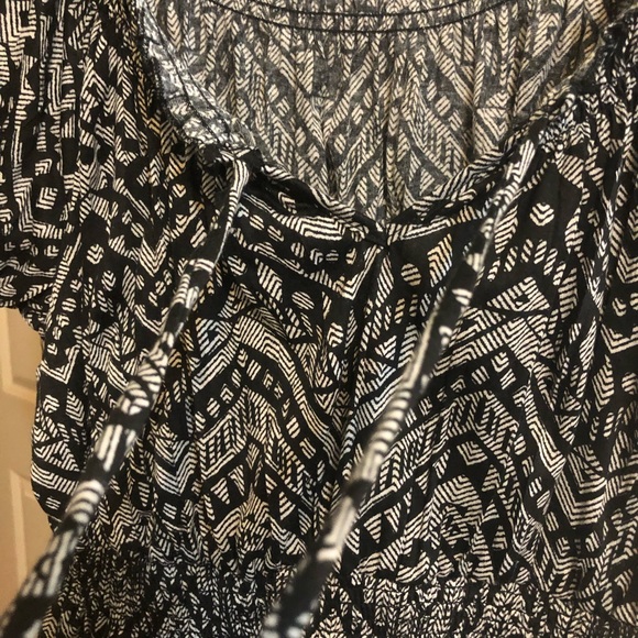 ****SOLD*****Self Esteem Plus Size tunic - Picture 3 of 4